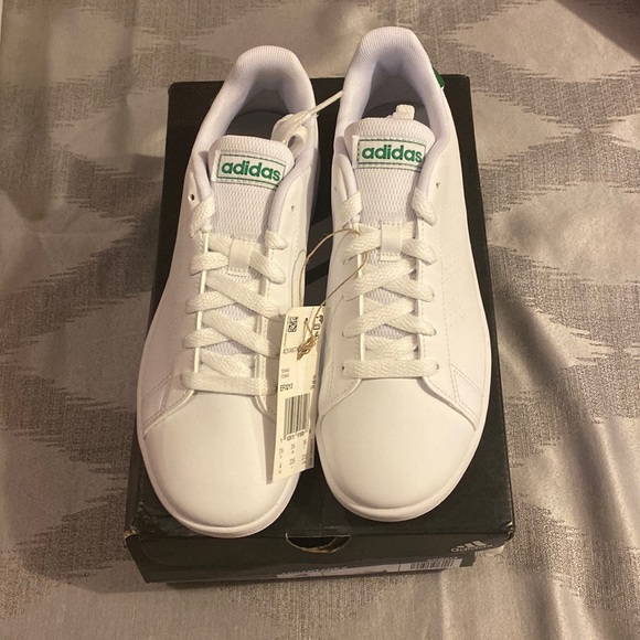 Other - Adidas Advantage SIZE, 11 Men
